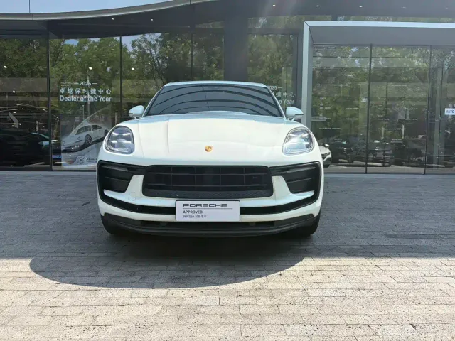 Porsche Macan — Фото автомобиля 2