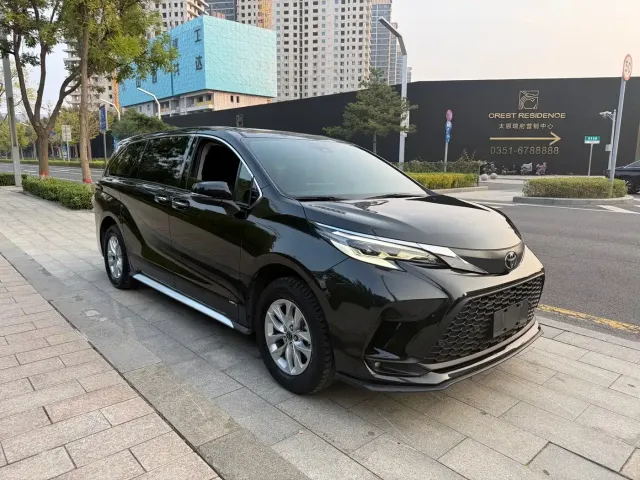Toyota Granvia — Фото автомобиля 3