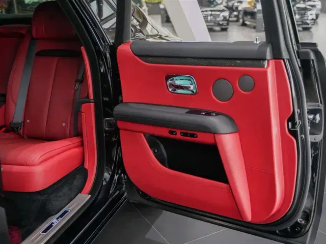 Rolls-Royce Ghost — Фото автомобиля 14