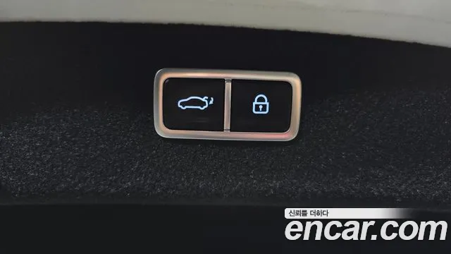 Genesis G80 Бензин 2.5 турбо AWD — Фото автомобиля 16