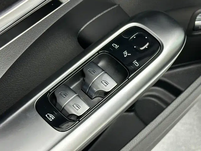 Mercedes-Benz C-Class — Фото автомобиля 14