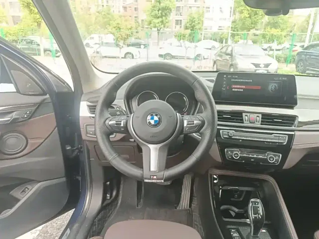 BMW X1 — Фото автомобиля 10