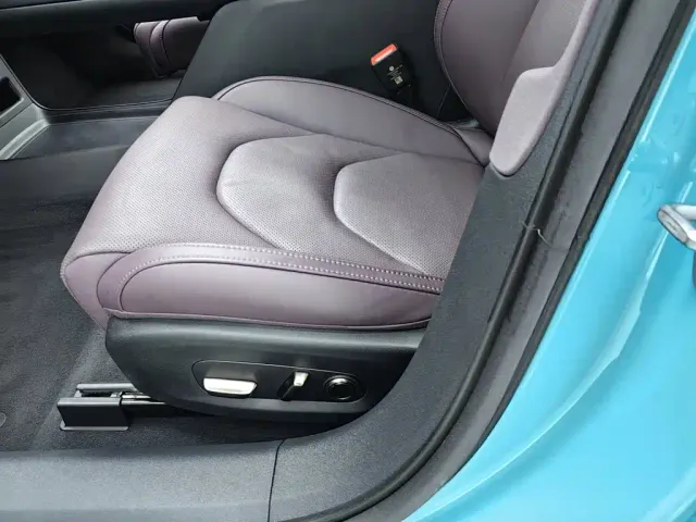 Xiaomi SU7 — Фото автомобиля 20