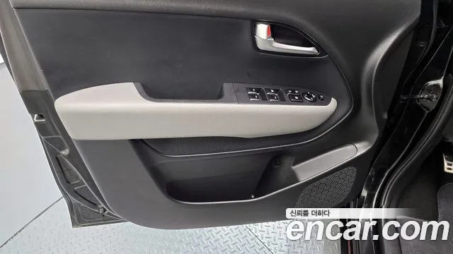 Kia RAY Новый Kia Ray Signature — Фото автомобиля 17