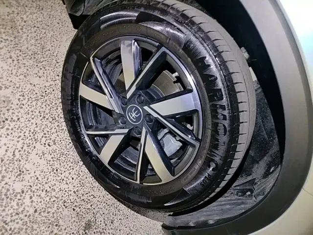 BYD Song Pro — Фото автомобиля 11