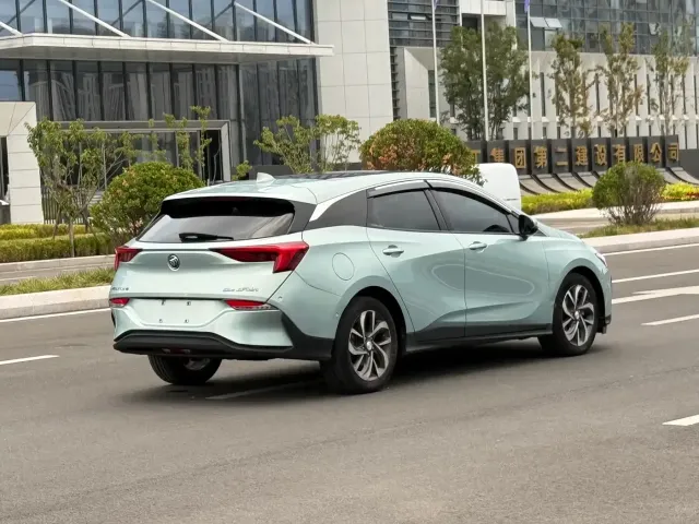 Buick Velite 6 2022 PHEV Connected Smart — Фото автомобиля 4