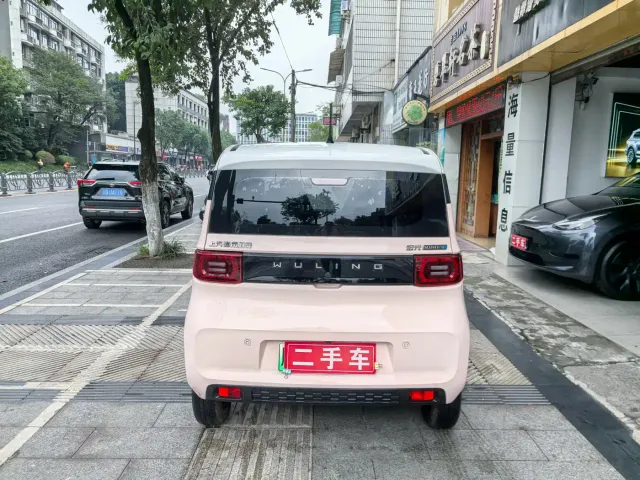 Wuling Hongguang Mini EV — Фото автомобиля 7