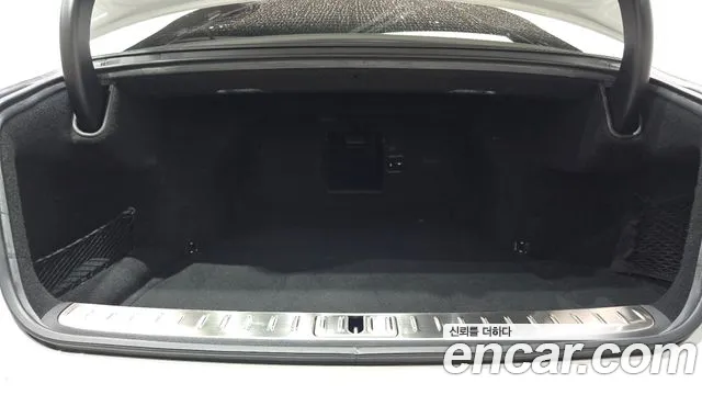 Genesis G90 Бензин 3.5 турбо AWD — Фото автомобиля 20
