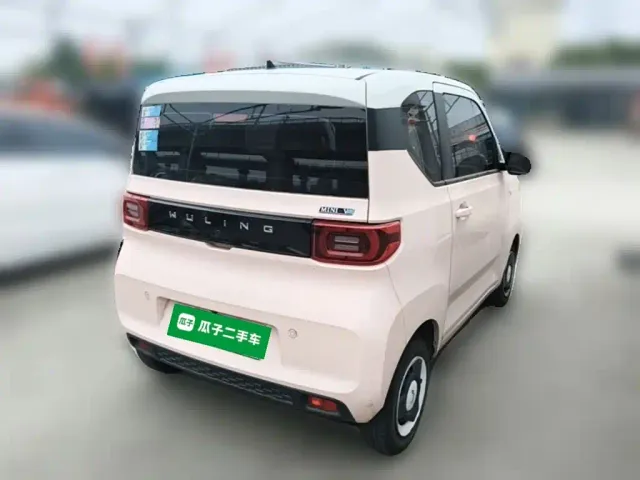 Wuling Hongguang Mini EV — Фото автомобиля 9