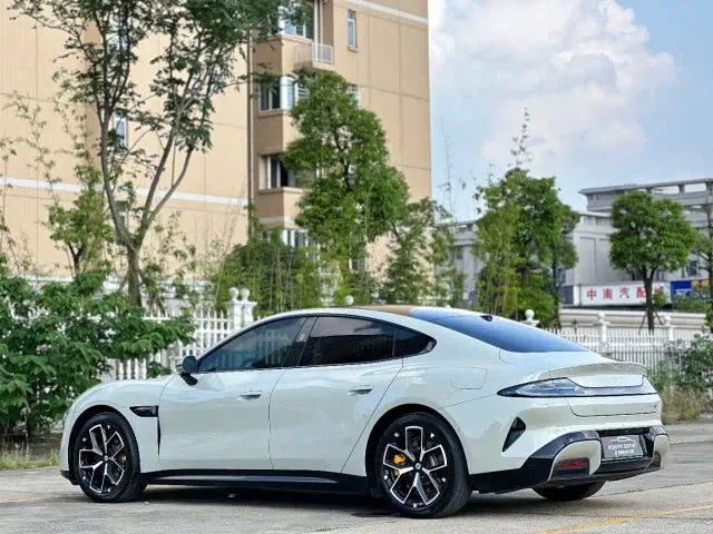 Xiaomi SU7 — Фото автомобиля 6