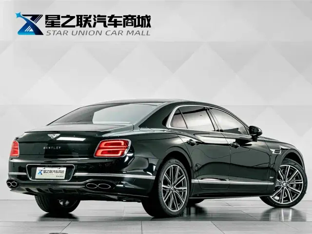 Bentley Flying Spur — Фото автомобиля 6