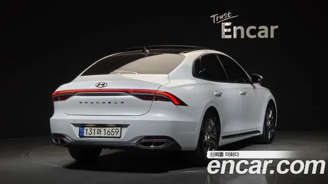 Hyundai Grandeur — Фото автомобиля 2