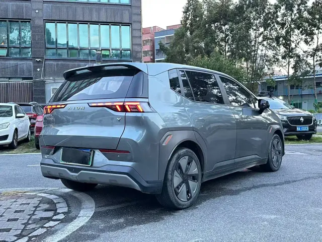 GAC Aion Y — Фото автомобиля 9