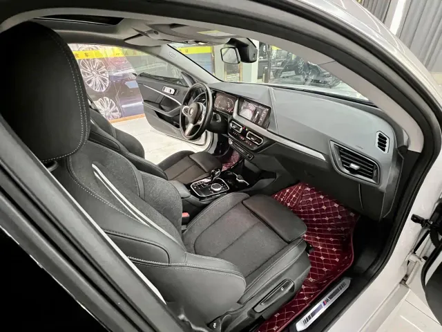 BMW 2 Series — Фото автомобиля 12