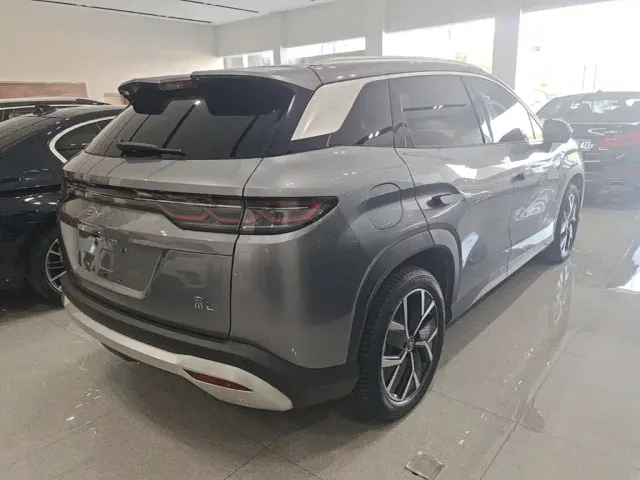BYD Song L DM-i — Фото автомобиля 6