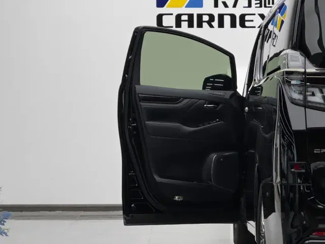 Toyota Vellfire — Фото автомобиля 7