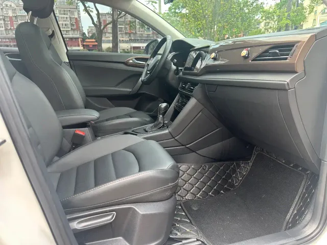 Volkswagen Tharu — Фото автомобиля 7