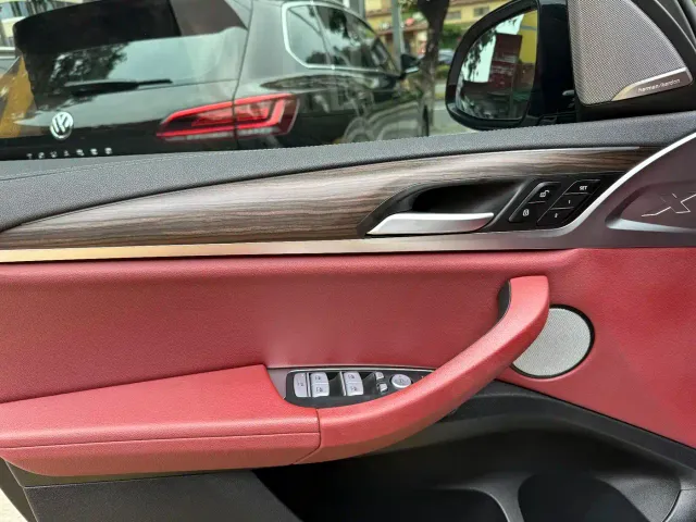 BMW X3 — Фото автомобиля 13