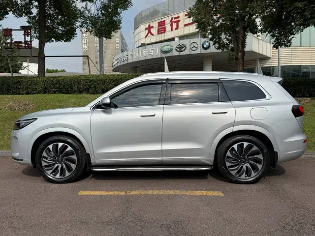 Aito M7 — Фото автомобиля 3