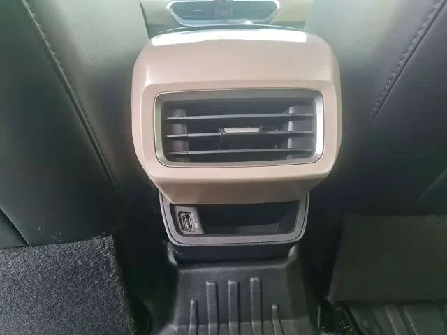 Geely Geometry A — Фото автомобиля 18