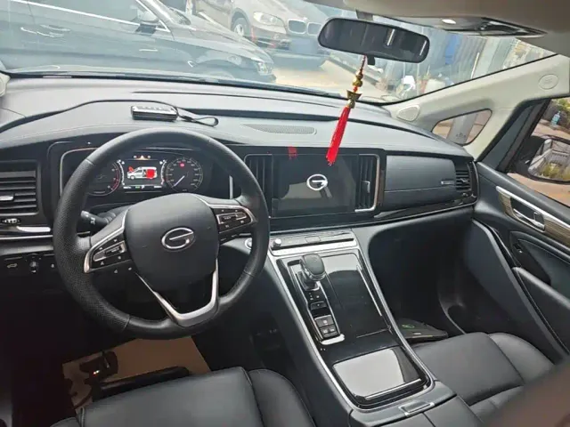 GAC Trumpchi M8 — Фото автомобиля 9