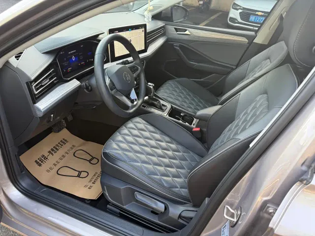 Volkswagen Sagitar — Фото автомобиля 7