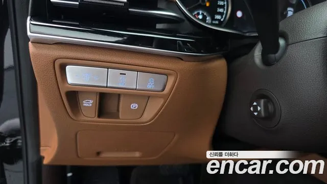 Genesis G80 Бензин 2.5 турбо AWD — Фото автомобиля 17