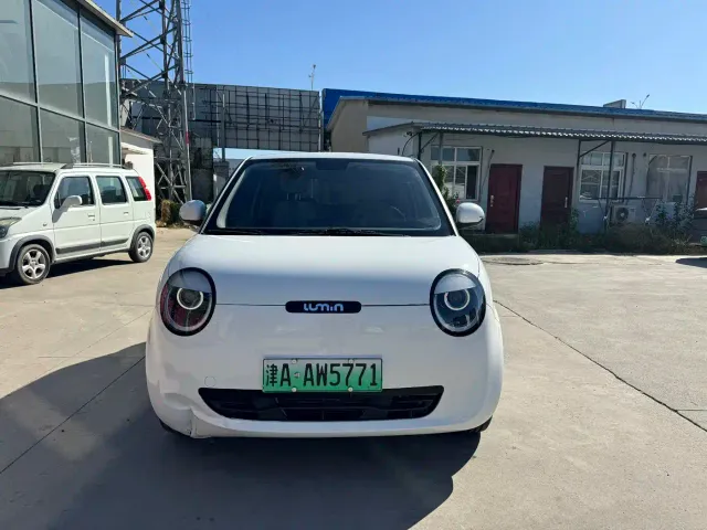 Changan Lumin — Фото автомобиля 2