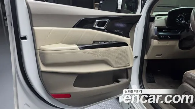 Kia Canival Carnival 4 поколение Бензин 7 мест Hi-Limousine — Фото автомобиля 18