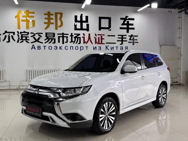 Фотография автомобиля — Mitsubishi Outlander