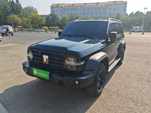 Фотография автомобиля — Tank 300