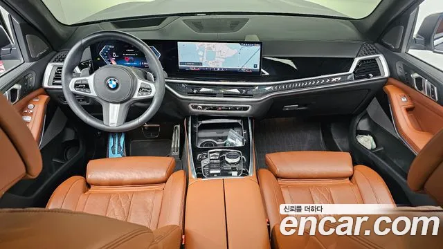 BMW X7 — Фото автомобиля 7