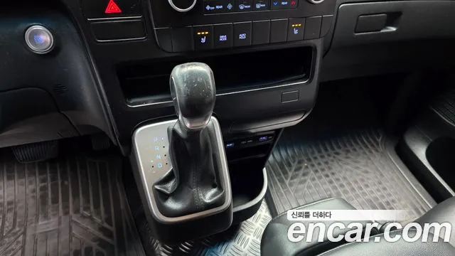 Hyundai Staria — Фото автомобиля 12