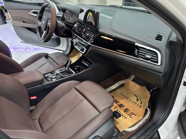 BMW 1 Series — Фото автомобиля 13