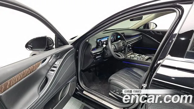 Genesis G80 Бензин 2.5 турбо AWD — Фото автомобиля 11