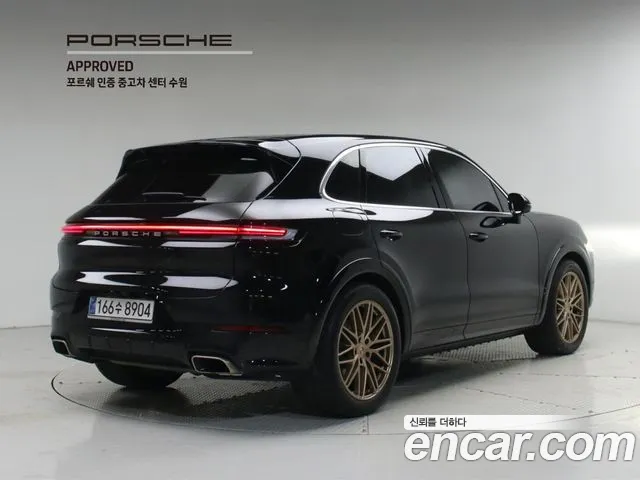 Porsche Cayenne — Фото автомобиля 2