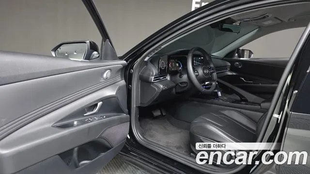 Hyundai AVANTE Новый Avante (CN7) — Фото автомобиля 4