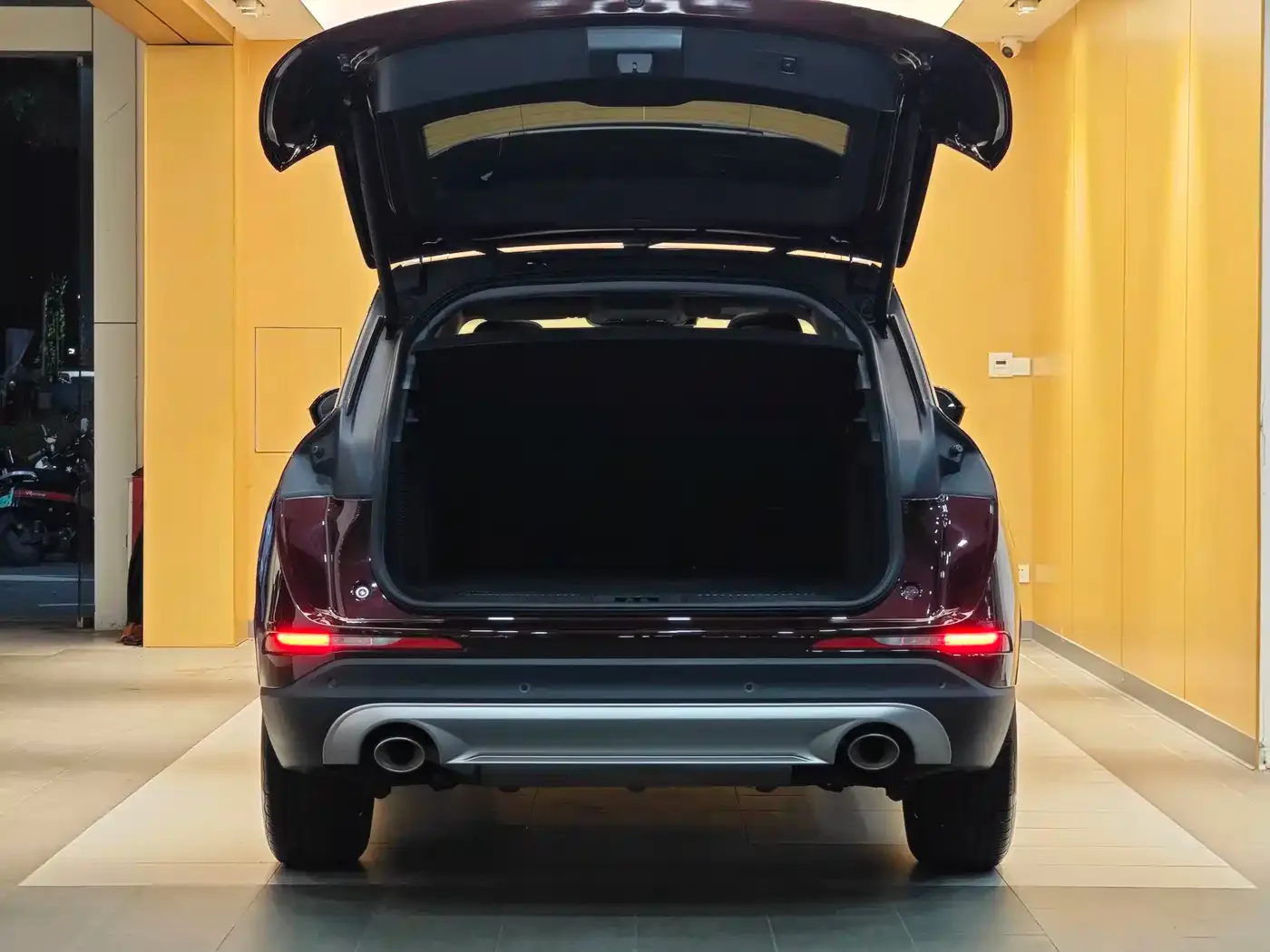 Lincoln Adventurer 2022 2.0T 2WD Deluxe Edition — Фото автомобиля 30
