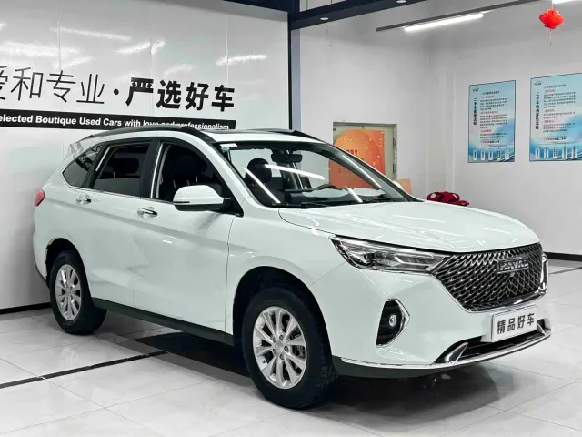 Haval M6 — Фото автомобиля 3