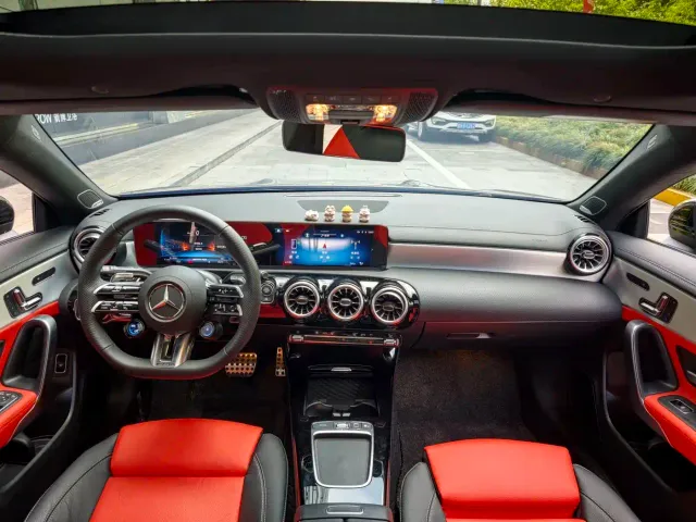 Mercedes-Benz CLA-Class AMG — Фото автомобиля 4