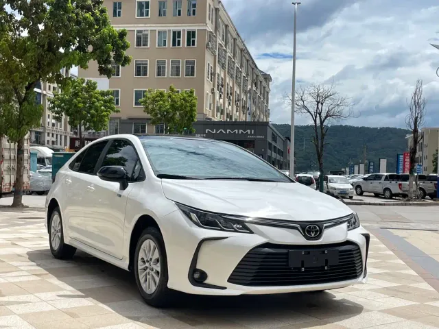 Toyota Corolla — Фото автомобиля 3