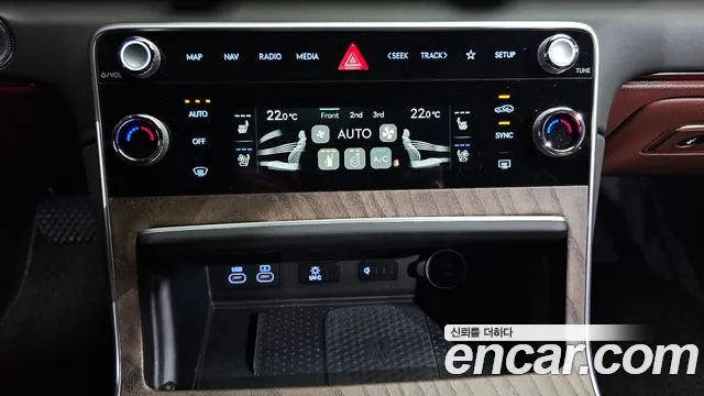 Genesis GV80 2.5T Бензин AWD — Фото автомобиля 24
