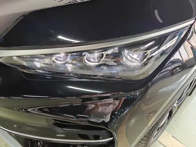 BYD Tang — Фото автомобиля 20