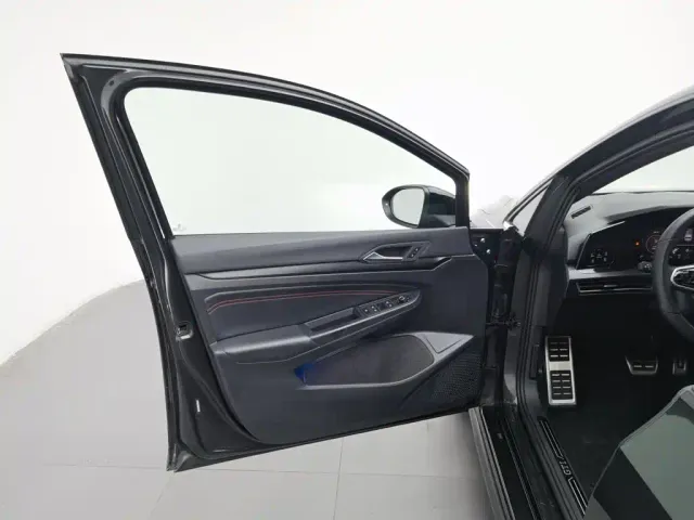 Volkswagen Golf GTI — Фото автомобиля 8