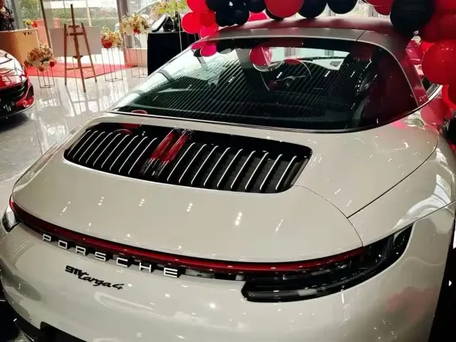 Porsche 911 — Фото автомобиля 7