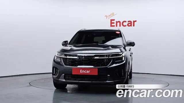 Kia Seltos Бензин 1.6 турбо 2WD — Фото автомобиля 3