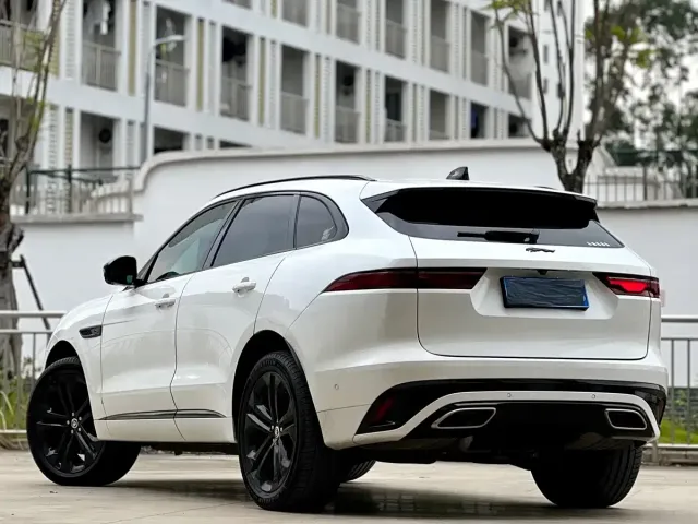 Jaguar Jaguar F-PACE 2024 P400 SPORT — Фото автомобиля 4