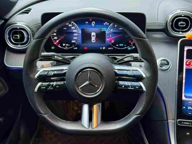Mercedes-Benz C-Class — Фото автомобиля 6