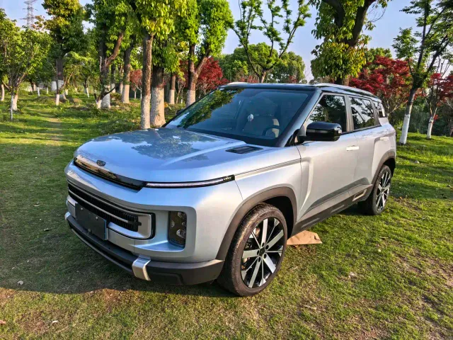 Фотография автомобиля — Geely ICON