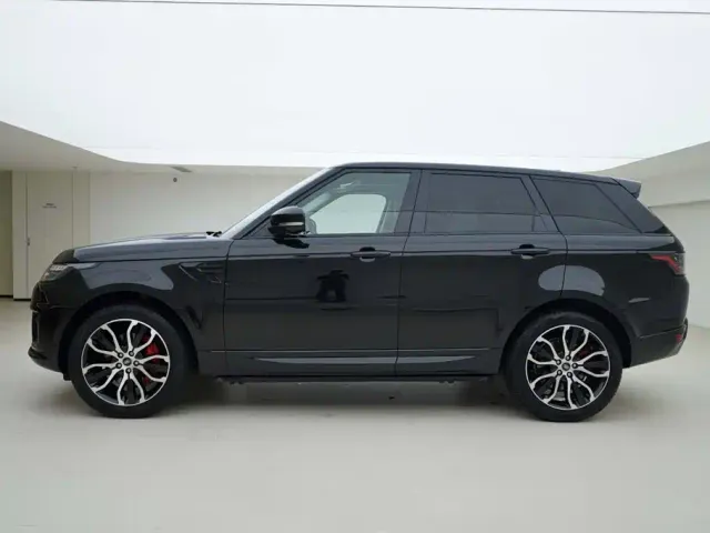 Land Rover Range Rover Sport — Фото автомобиля 3